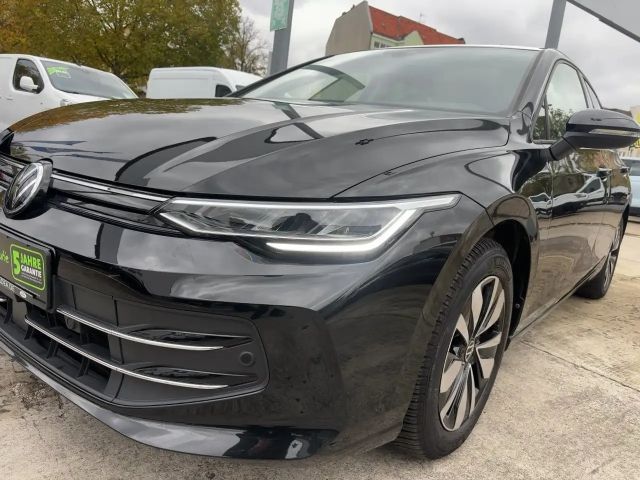 Volkswagen Golf 1.5 TSI Golf VIII