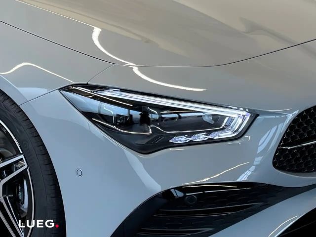 Mercedes-Benz CLA 180 AMG Line Shooting Brake