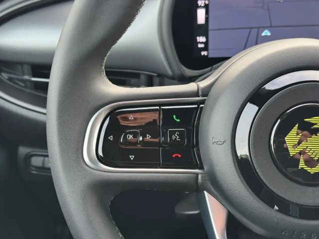 Abarth 500e +ALLWETTER+SCHECKHEFT+NAVI+CARPLAY+KEYLESS+