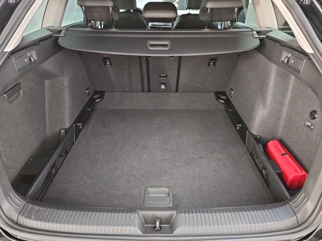 Volkswagen Golf 1.5 eTSI Golf VIII Variant