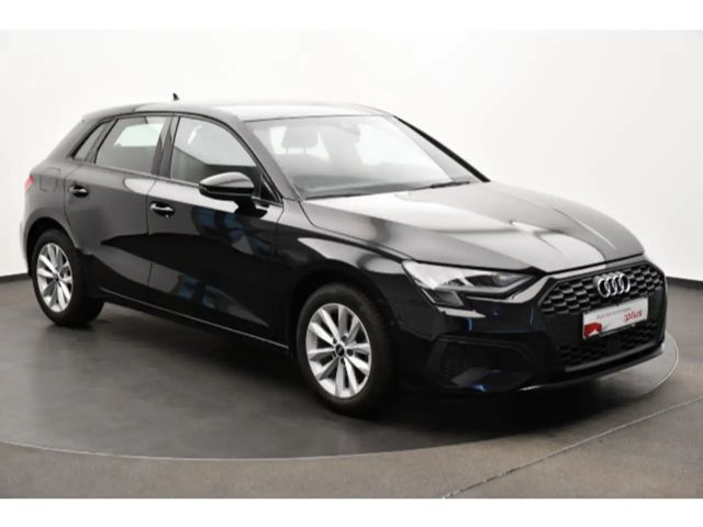 Audi A3 30 TFSI S-Tronic Sedan