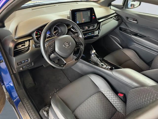 Toyota C-HR Hybride Team D