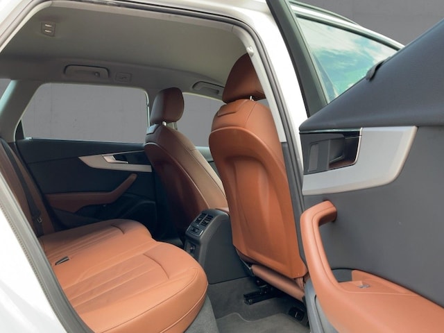 Audi A4 40 TFSI Avant S-Line S-Tronic