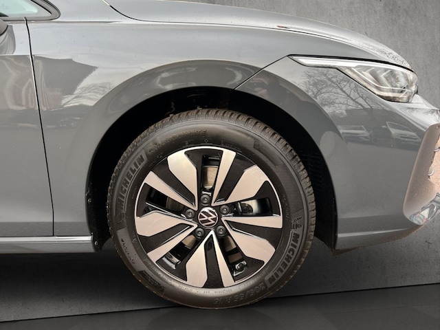 Volkswagen Golf 1.5 eTSI DSG Golf VIII