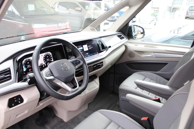 Volkswagen Multivan 2.0 TDI DSG Lang Life