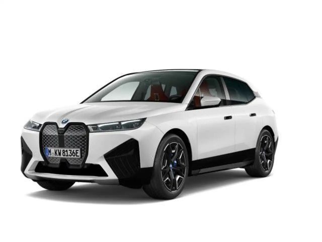 BMW iX xDrive50