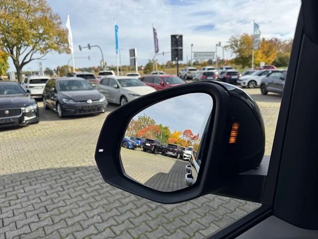 Volkswagen Multivan 2.0 TDI Lang Style T7