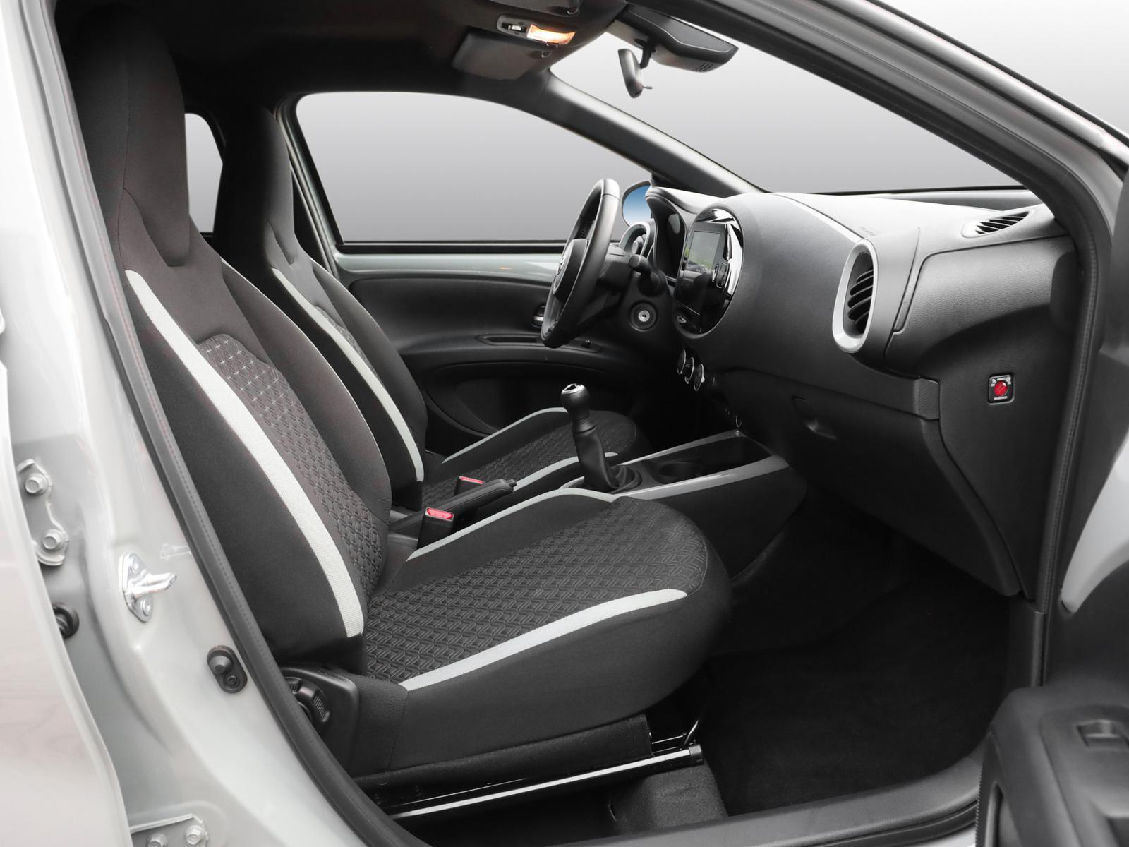 Toyota Aygo X 5-deurs Basis Team D