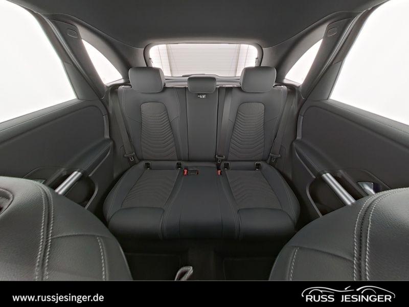 Mercedes-Benz B 180 Sedan