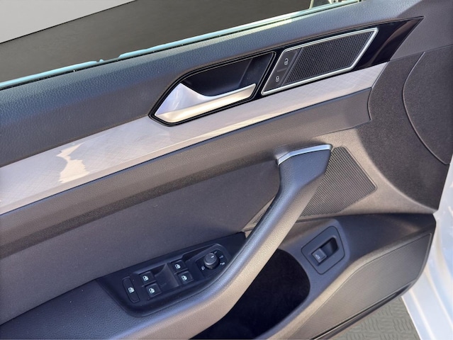 Volkswagen Passat 2.0 TDI Business DSG Variant