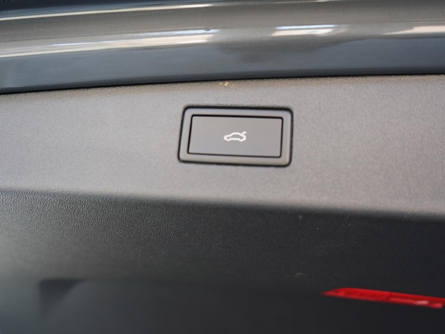 Volkswagen Tiguan 1.5 eTSI R-Line Style