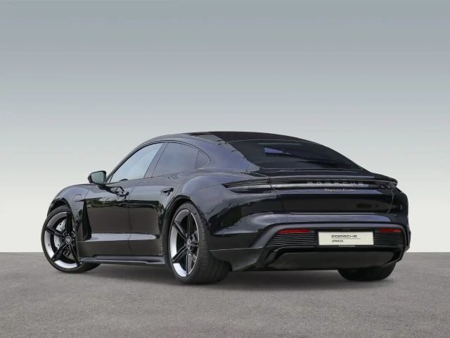 Porsche Taycan Turbo
