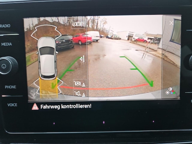 Volkswagen T-Roc 2.0 TDI DSG R-Line