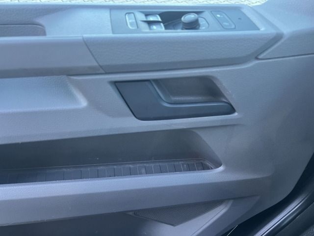 Volkswagen Caravelle Lang T6