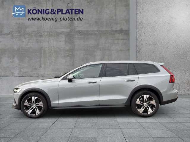 Volvo V60 Cross Country AWD Plus