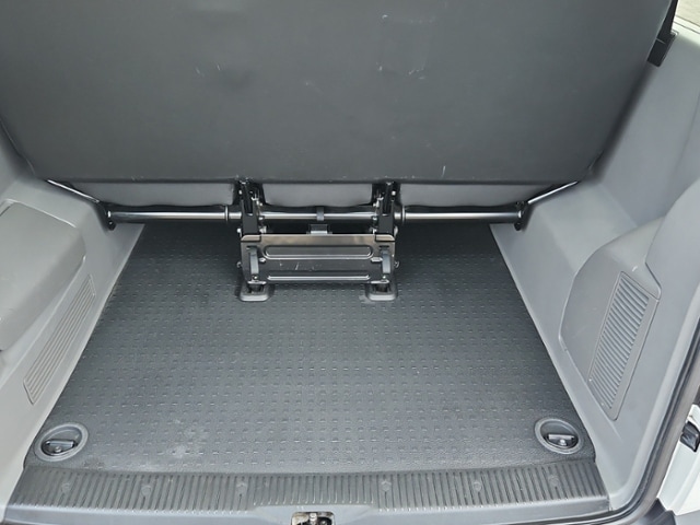 Volkswagen Caravelle 2.0 TDI T6