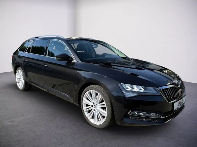 Skoda Superb 2.0 TDI Combi Style Style