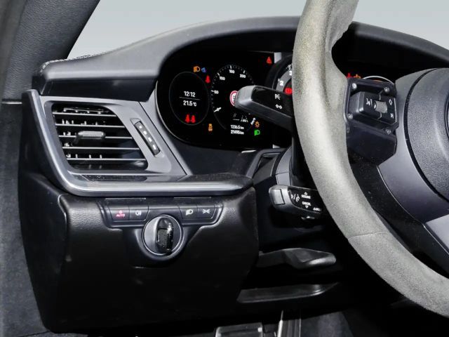 Porsche 992 Cabrio Carrera