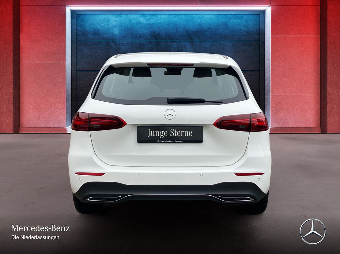 Mercedes-Benz B 200 Sedan