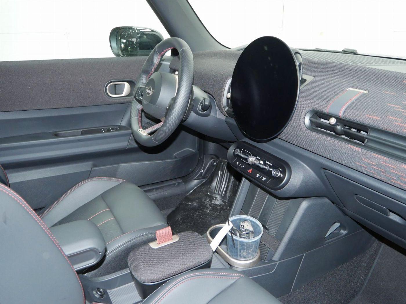 MINI Cooper John Cooper Works