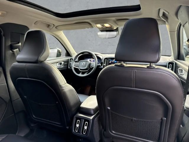 Volvo XC40 Dark Plus