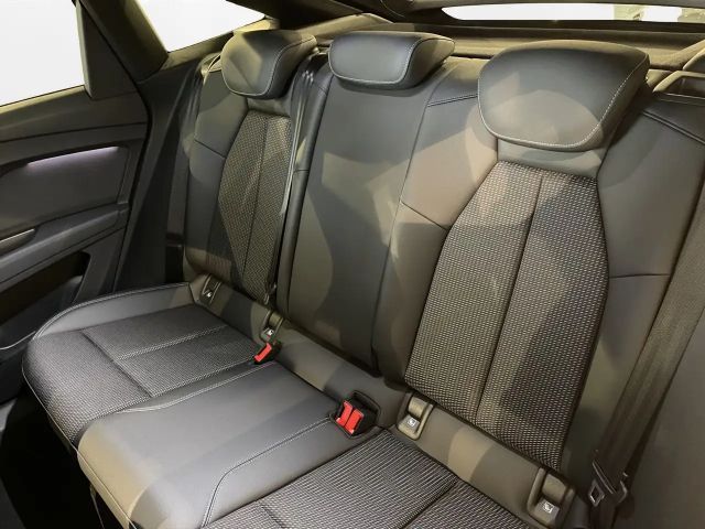 Audi Q4 e-tron S-Line