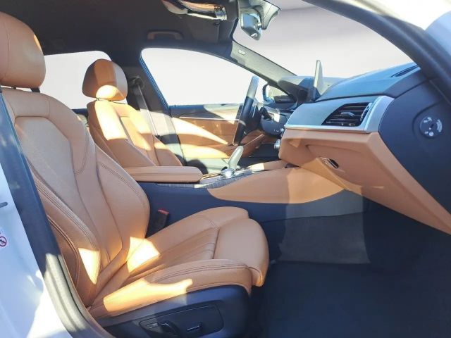 BMW 540 540d M-Sport Touring xDrive