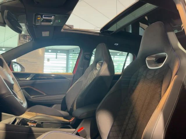 Volkswagen Tiguan 2.0 TSI DSG R-Line