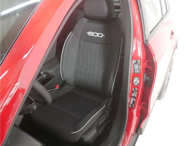 Fiat 600e hybrid 1.2 T3 Business Edition