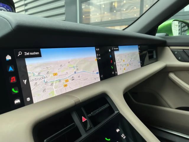 Porsche Taycan 4S Cross Turismo