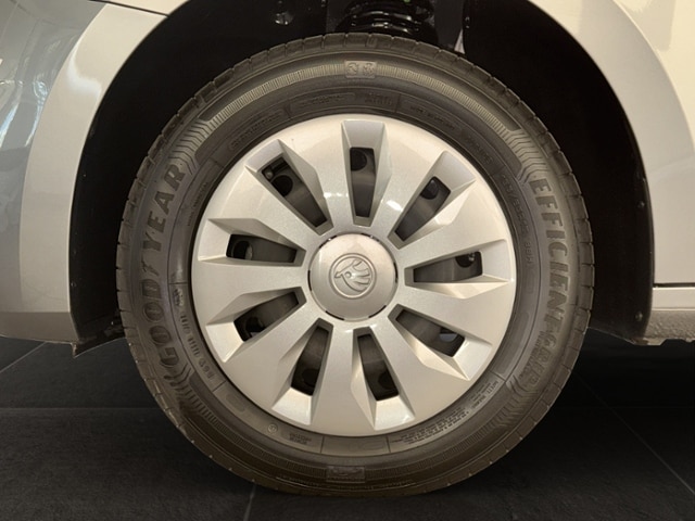 Skoda Fabia 1.0MPI 5-Gang *LED*SHZ*Bluetooth*PDC