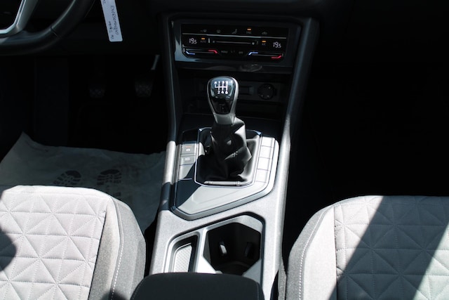 Volkswagen Tiguan 1.5TSI NAVI LED LM17 Climatronic DAB+