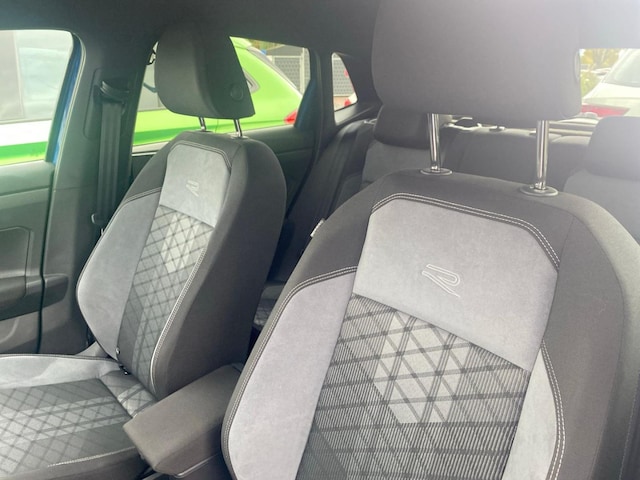 Volkswagen Polo 1.0 TSI DSG R-Line