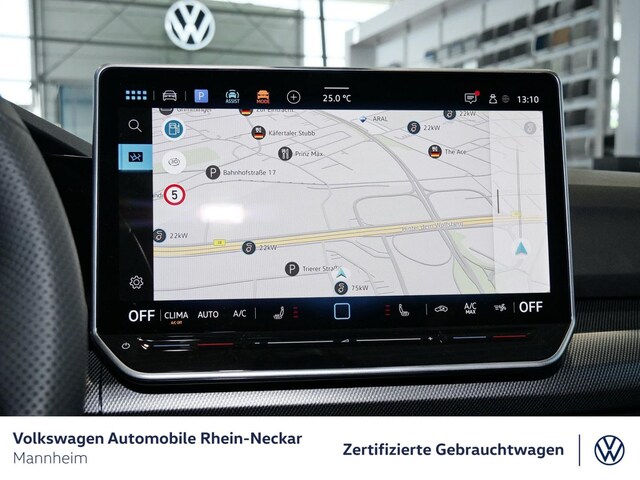 Volkswagen Golf 1.5 eTSI DSG R-Line Variant