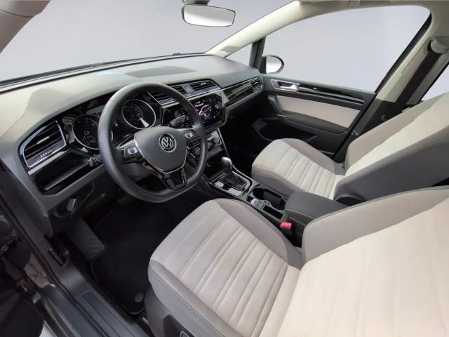 Volkswagen Touran 1.5 TSI DSG Highline