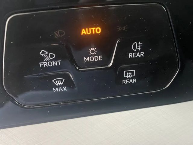 Volkswagen Golf Rabbit TSI