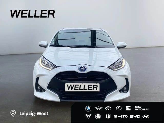 Toyota Yaris Hatchback Hybride Team D