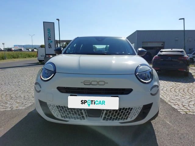 Fiat 600e Hybrid mHEV 145 6-Gang eDCT Pop