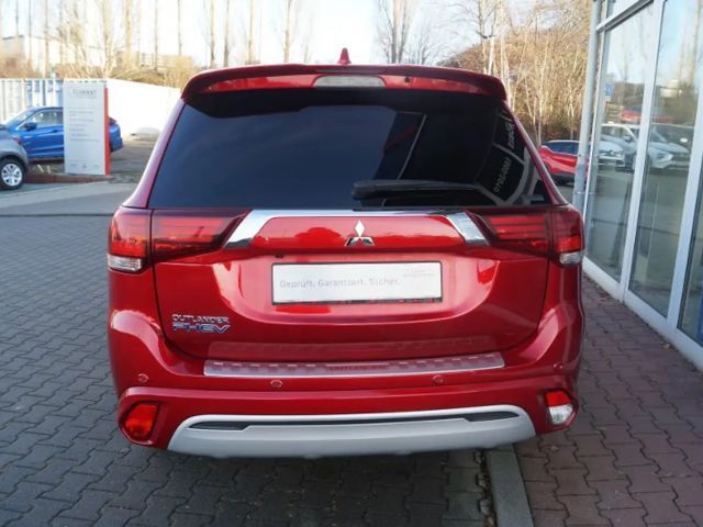 Mitsubishi Outlander 4WD MIVEC PHEV