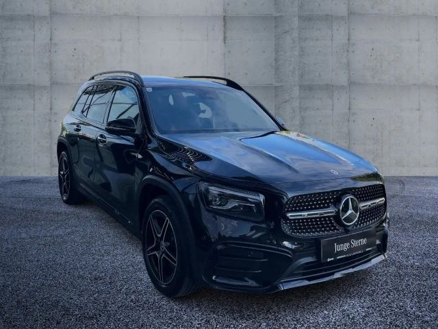 Mercedes-Benz GLB 200 4MATIC AMG Line GLB 200 d