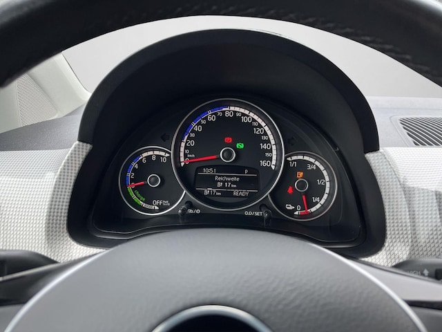 Volkswagen e-up! Plus Style