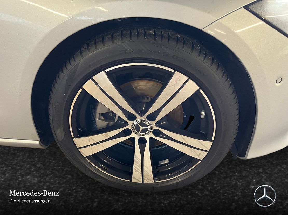 Mercedes-Benz C 180 AVANTGARDE Sedan