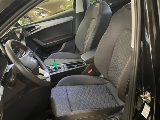 Seat Leon 1.5 eTSI DSG FR-lijn Sportstourer