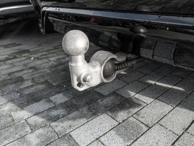 Volvo XC60 Dark Plus