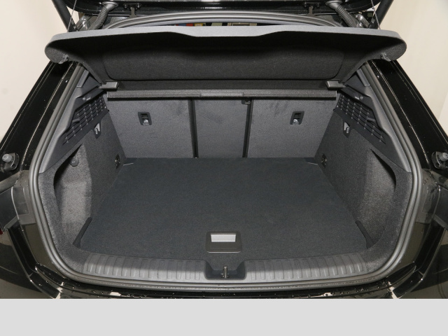 Audi A3 35 TFSI S-Line S-Tronic Sportback