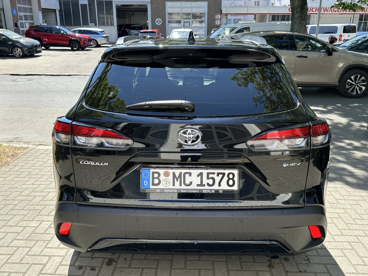 Toyota Corolla Cross 5-deurs Team D