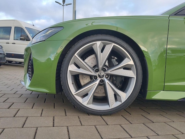 Audi RS6 Avant Quattro