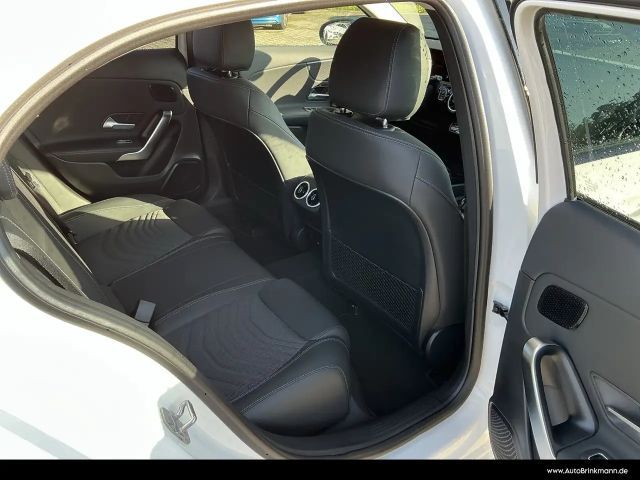 Mercedes-Benz A 200 A 200 d Progressive