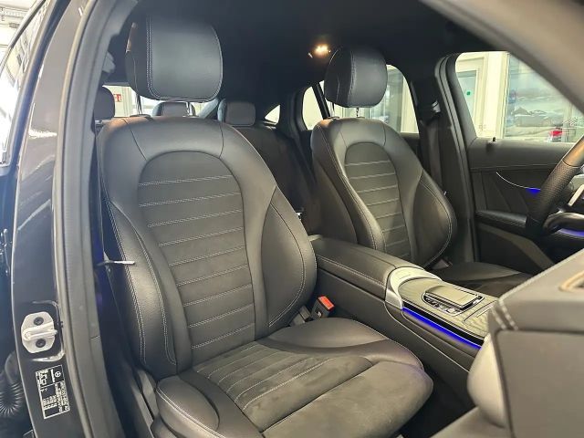 Mercedes-Benz GLC 300 4MATIC AMG Line Coupé