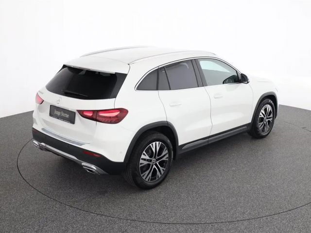 Mercedes-Benz GLA 180 Progressive